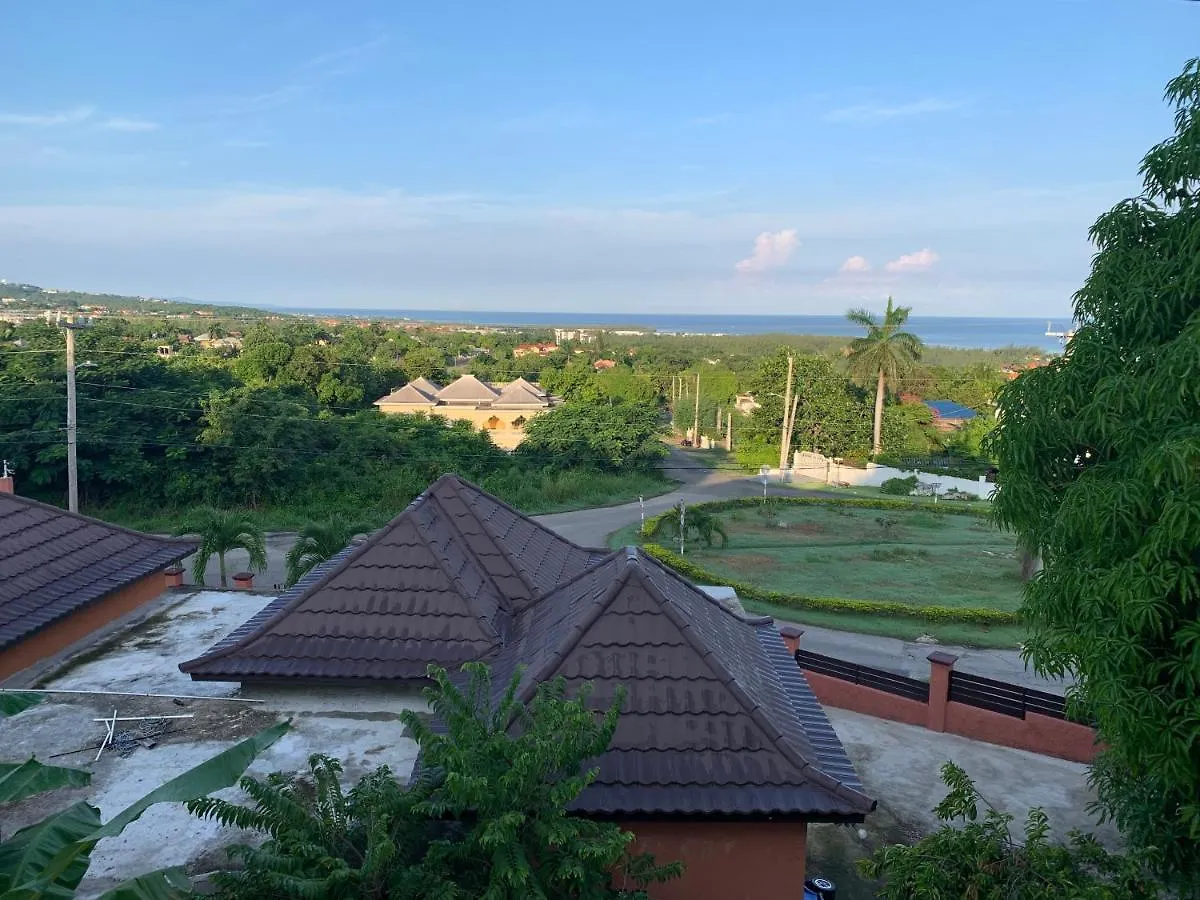 N & A Palace Montego Bay Apartment